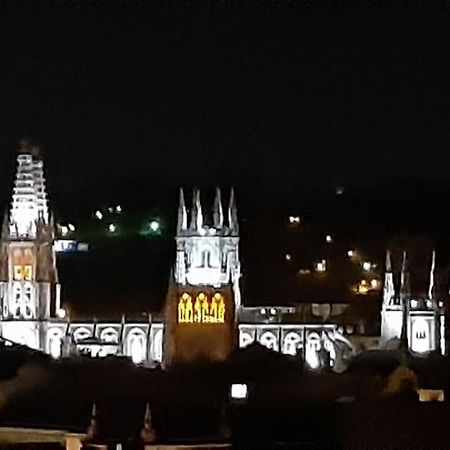 Luxeinburgos Atico Con Vistas Espectacularesアパートメント エクステリア 写真